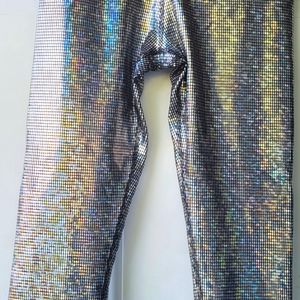 ZUMBA CROP  SILVER LEGGINGS NEW